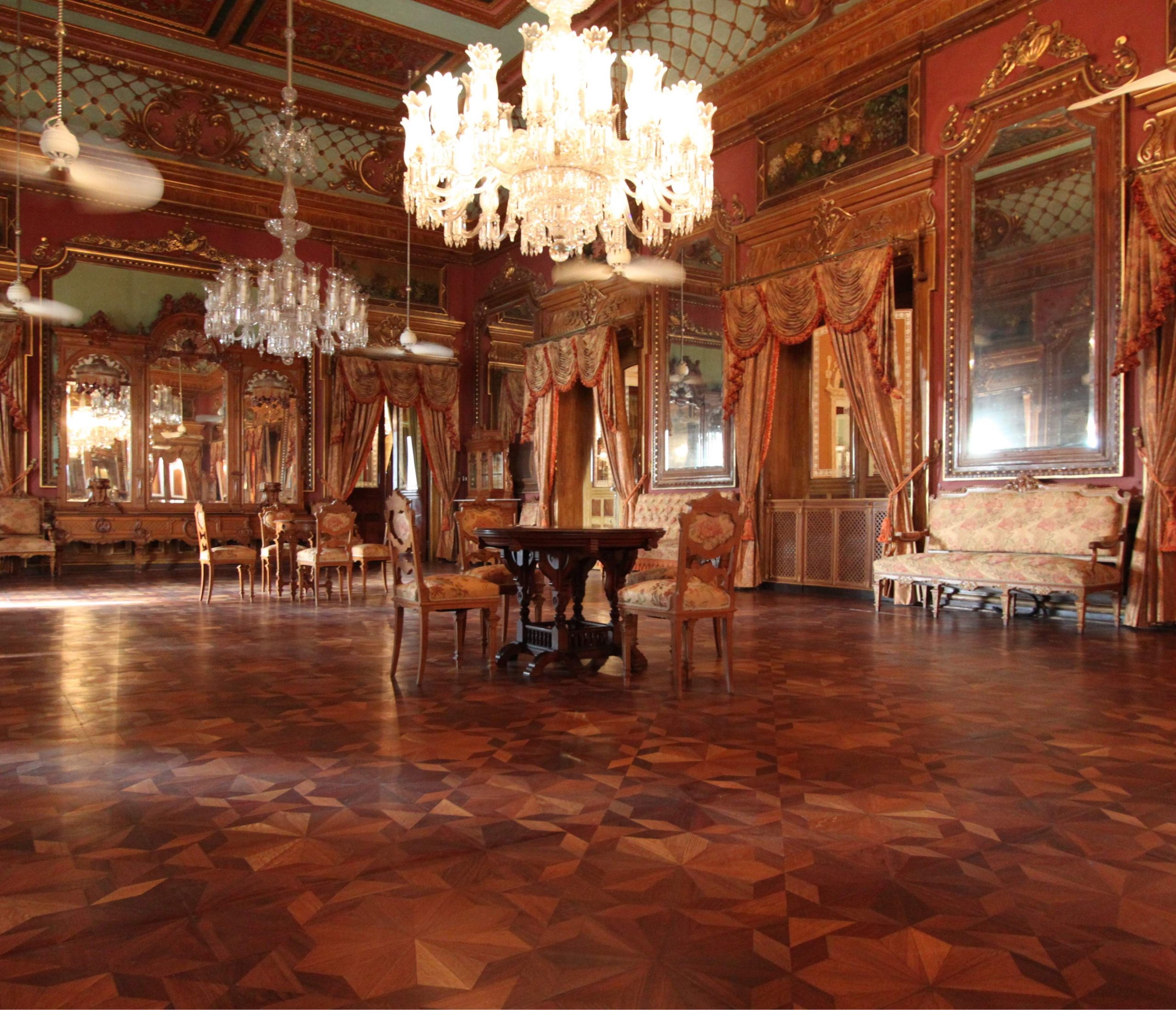 Iconic Palace