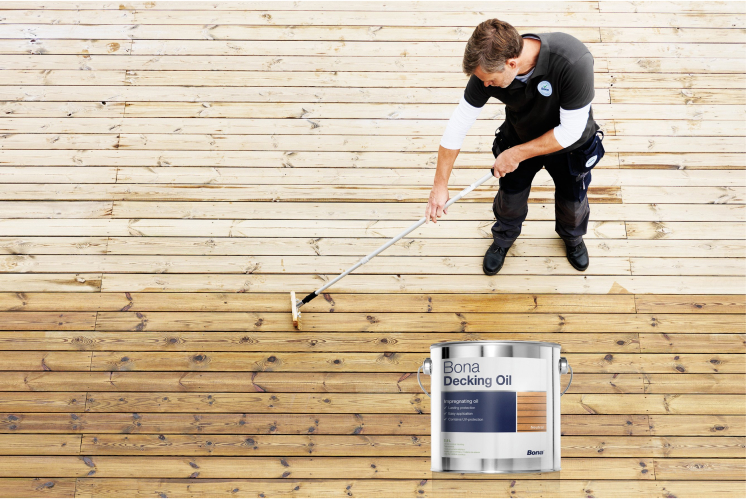 Deck Sanding and Oiling
